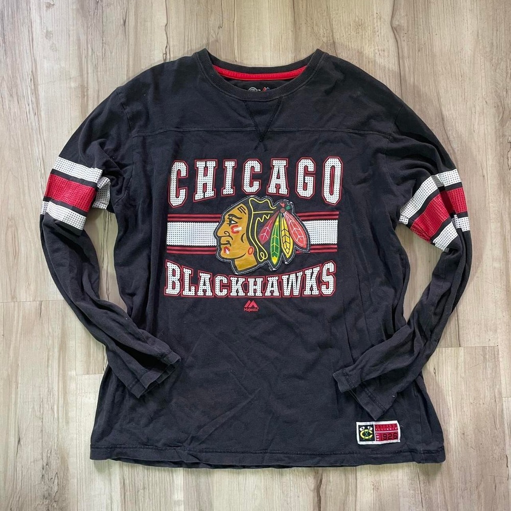 Chicago Blackhawks black long sleeve shirt